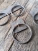 Picture of Robuuste metalen handdoek ring enkel