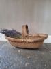 Picture of Oude rieten plukmand met handvat