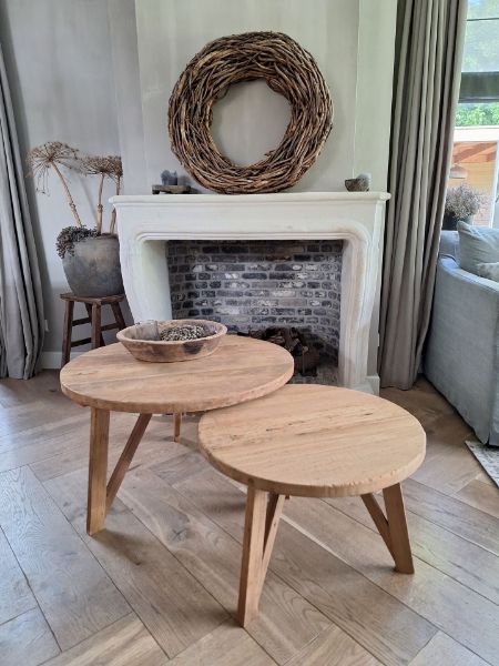 Picture of Stoere salontafel set/2 rond Rough naturel teak