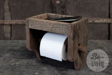 Picture of Toiletrol houder rustiek oud hout met vak