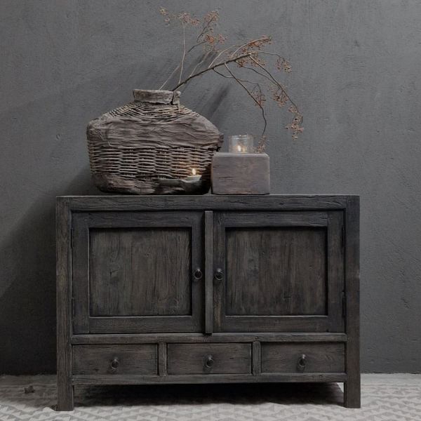 Picture of Stoer & Stijlvol dressoir 2 deuren + 3 laden onder antique grey