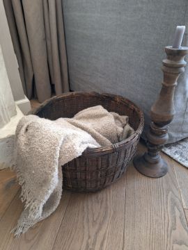 Picture of Originele oude leemmand rond M nr. 4