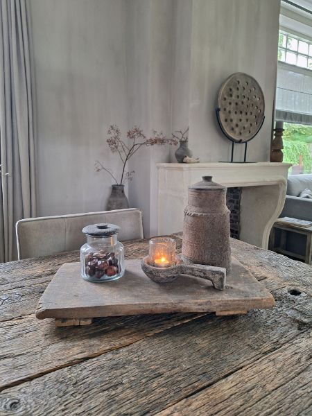 Picture of Oud houten bajot serveer plank
