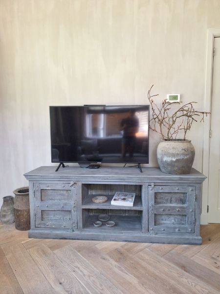 Picture of Uniek oud tv meubel - dressoir grey uit India