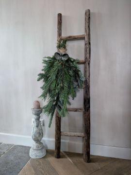 Picture of Kerst toef Nobilis met zinken bellen